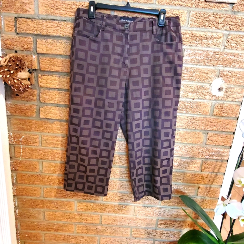 Sharagano Capri Pants